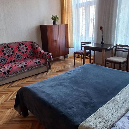 Вв-Хостел Kiev Ngoại thất bức ảnh