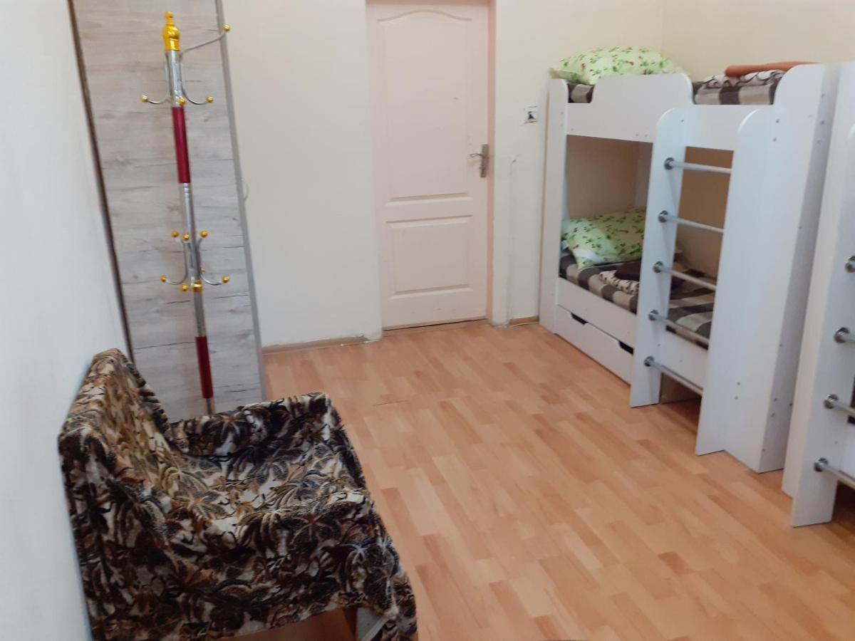 Вв-Хостел Kiev Ngoại thất bức ảnh