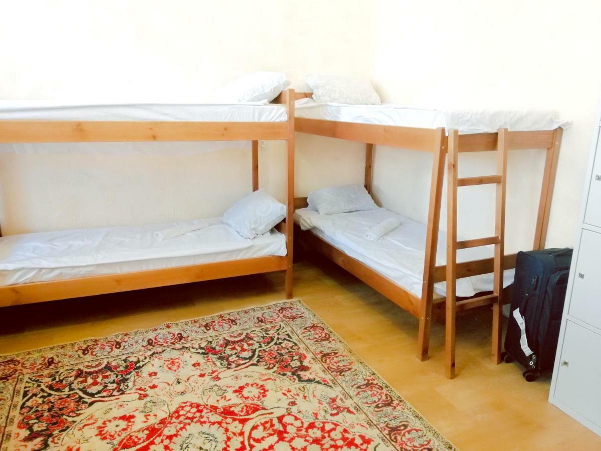 Вв-Хостел Kiev Ngoại thất bức ảnh
